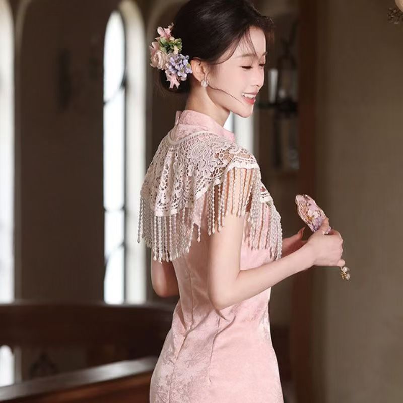 1 Piece of Elegant Beaded Tass - Women Formal Wear Photoshoot 评论和价格