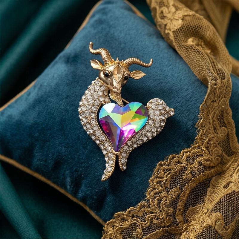 Unique Rhinestone Goat Brooch  - Unique Women'S Formal Wear 评论和价格