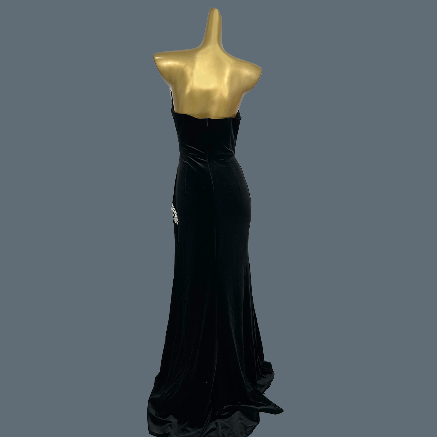 Black Velvet Floor-length Dres - Women Formal Wear Photoshoot 评论和价格