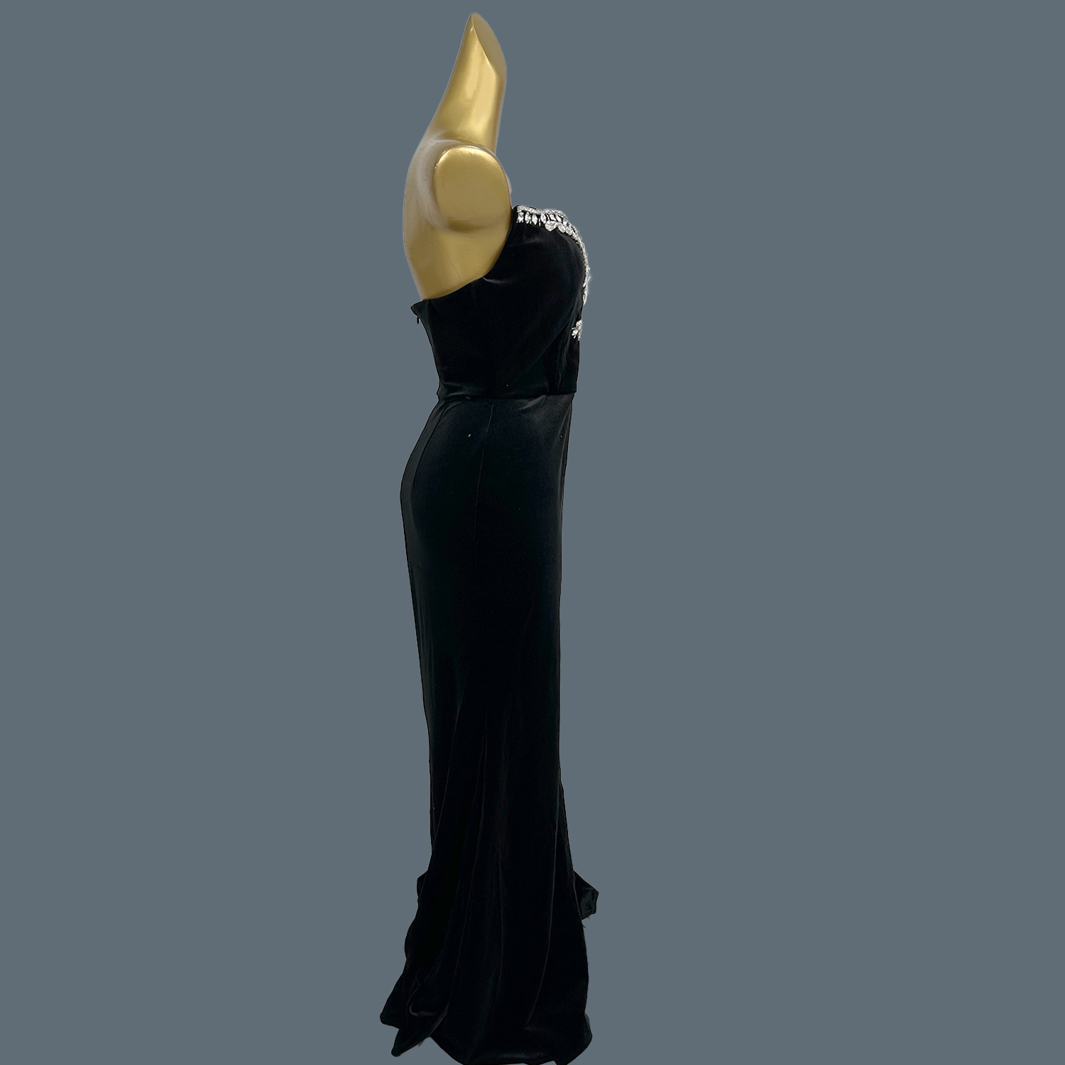 Black Velvet Floor-length Dres - Women Formal Wear Photoshoot 评论和价格