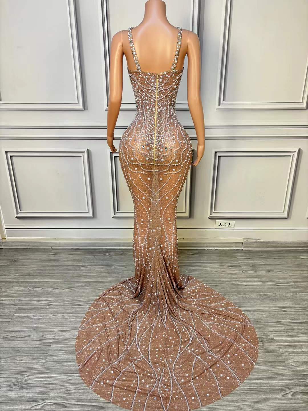 Luxury Pearl Mesh Bodycon Maxi - Women Formal Wear Photoshoot 评论和价格