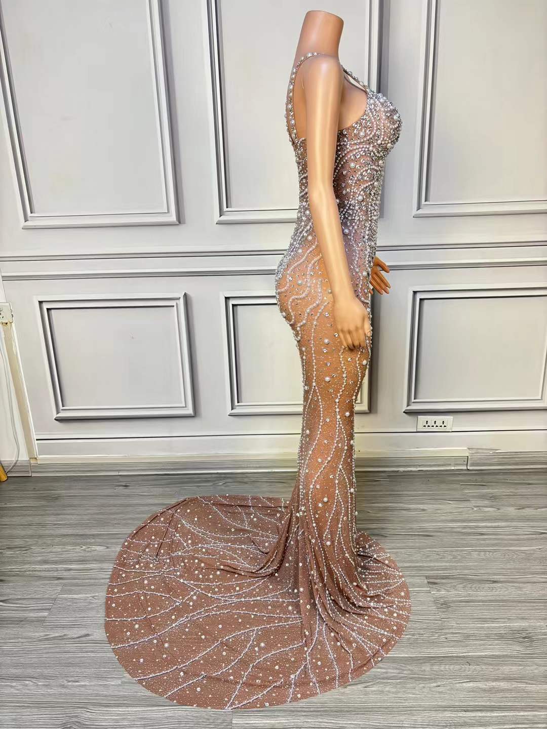 Luxury Pearl Mesh Bodycon Maxi - Women Formal Wear Photoshoot 评论和价格