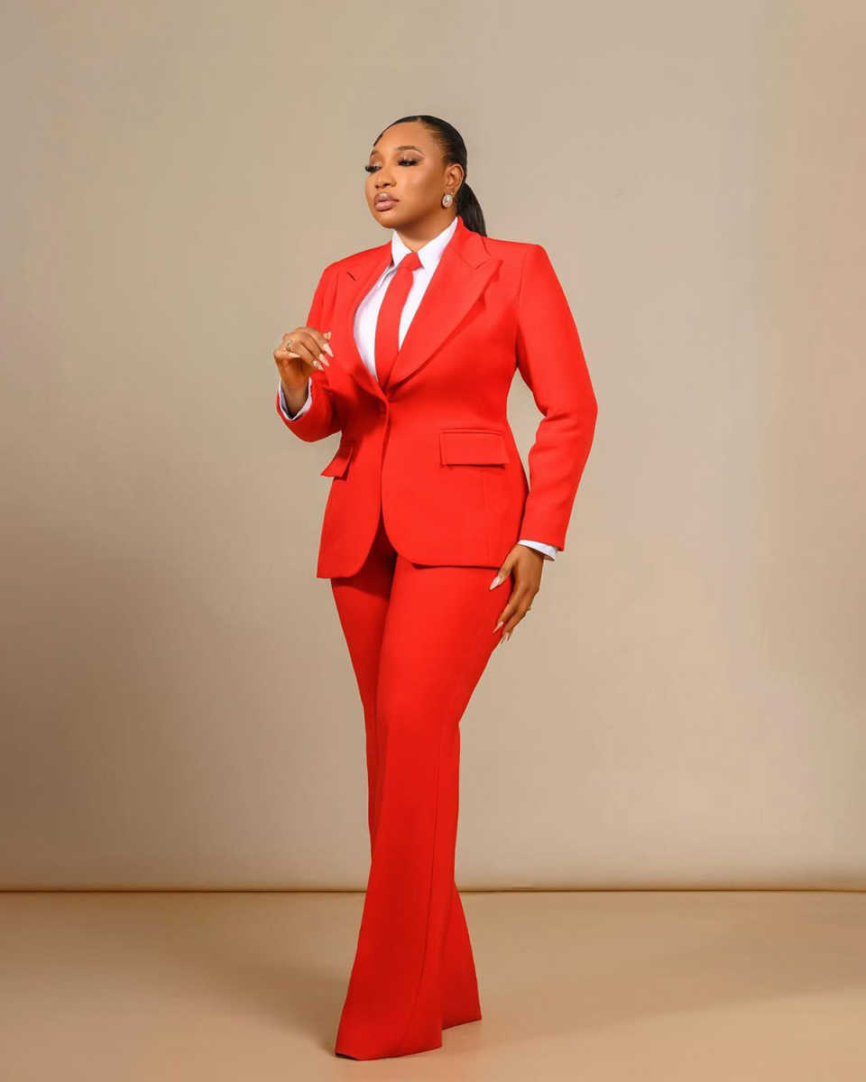 Customized Plus Size Women Bla - Women'S Formal Wear Plus Size 评论和价格
